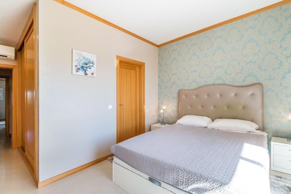 Fantastic Townhouse With Pool And Sea Views Villa Албуфейра Екстериор снимка
