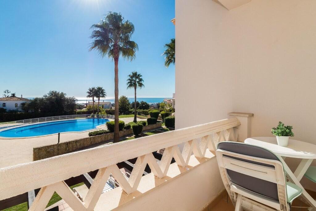 Fantastic Townhouse With Pool And Sea Views Villa Албуфейра Екстериор снимка
